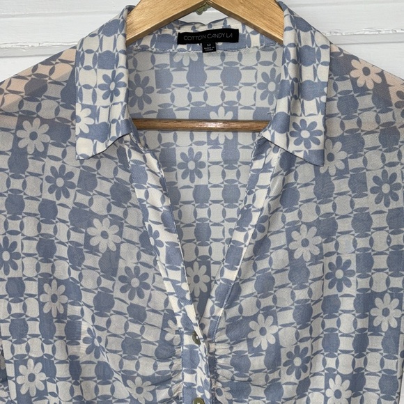 COTTON CANDY LA MESH FLORAL BUTTON FRONT LONG SLEEVE TOP - Picture 5 of 9